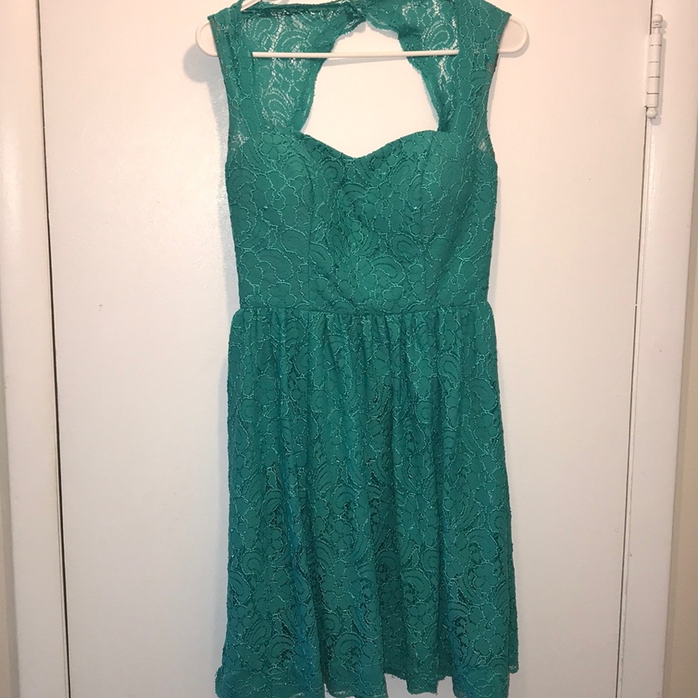 Bella’s Bridesmaids: Size 2